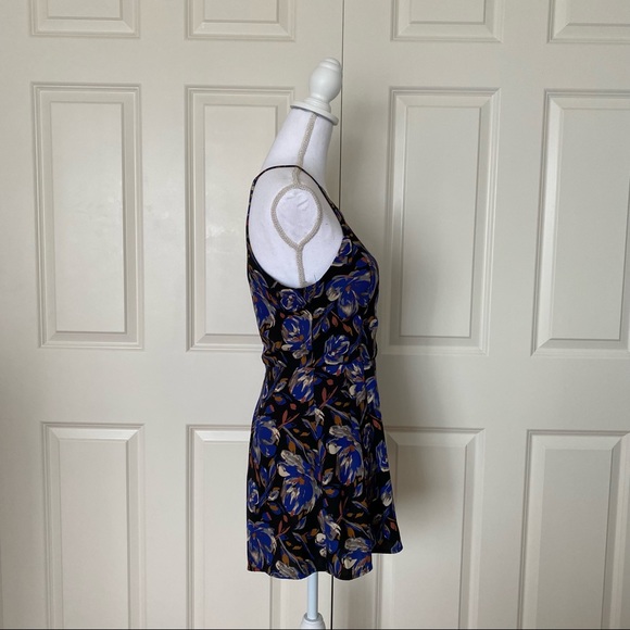 Lush Romper - Picture 2 of 14